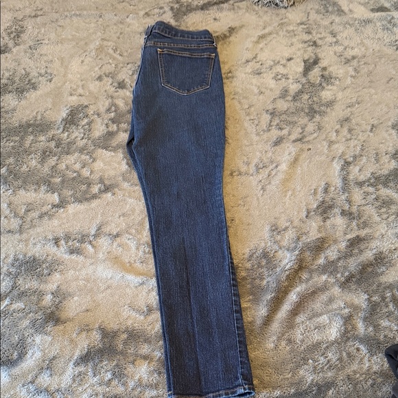 Old Navy Dark Blue Ankle Jeans - Picture 6 of 6